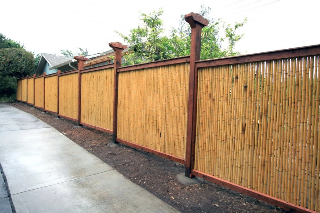 Natural Bamboo Fencing Garden Screen Rolled Fence Panel 3/4 D x 4' H x 8' L A3197