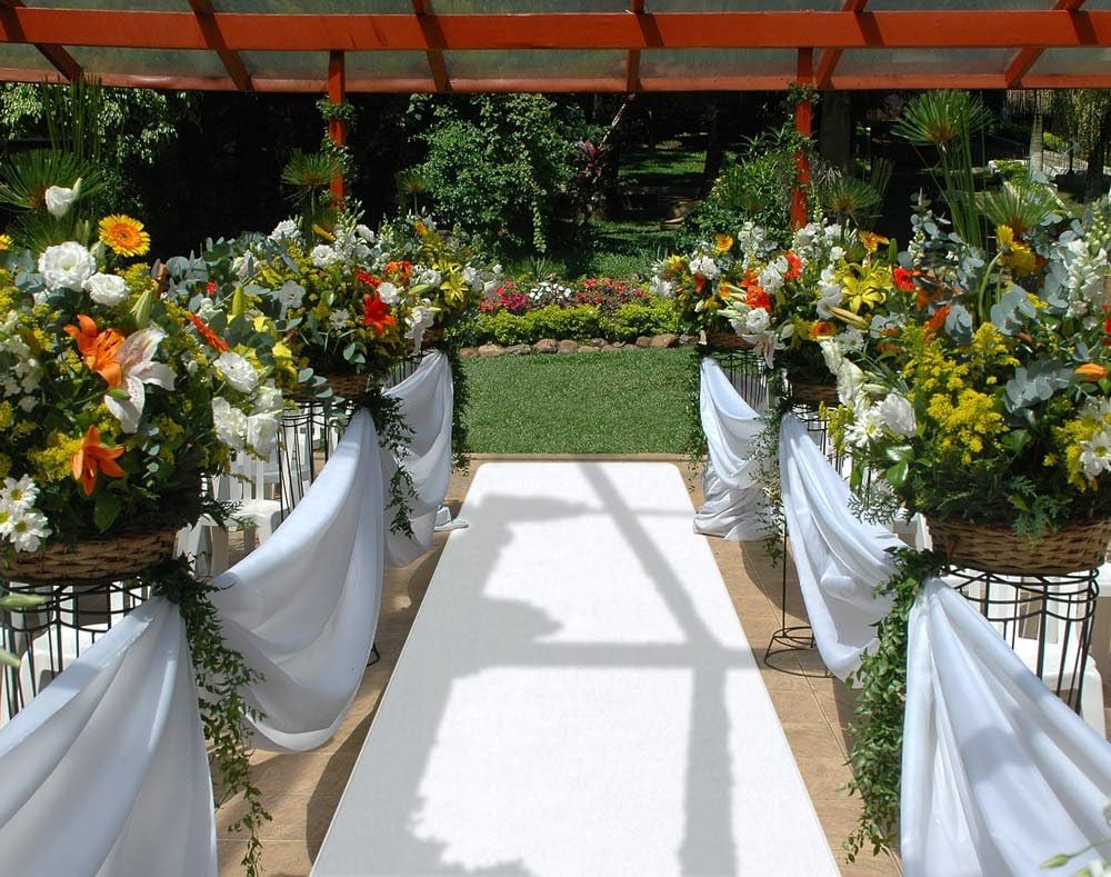 White Carpet Aisle Runner 4 Feet x 25 Feet F9265