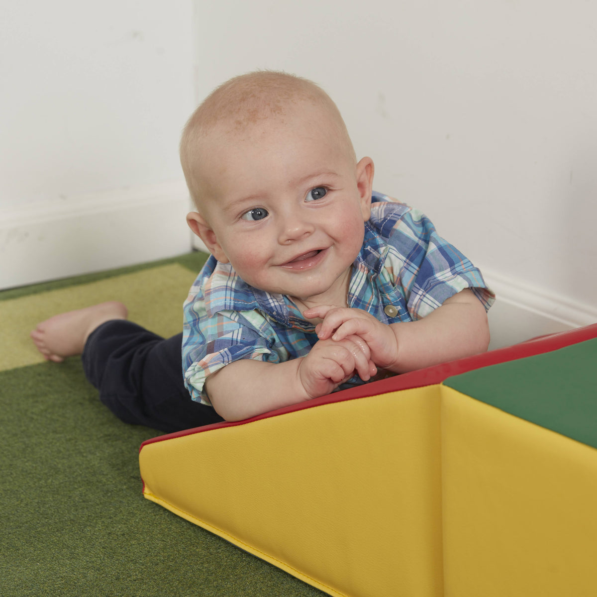 Softzone Junior Climb Crawl and Slide Y341