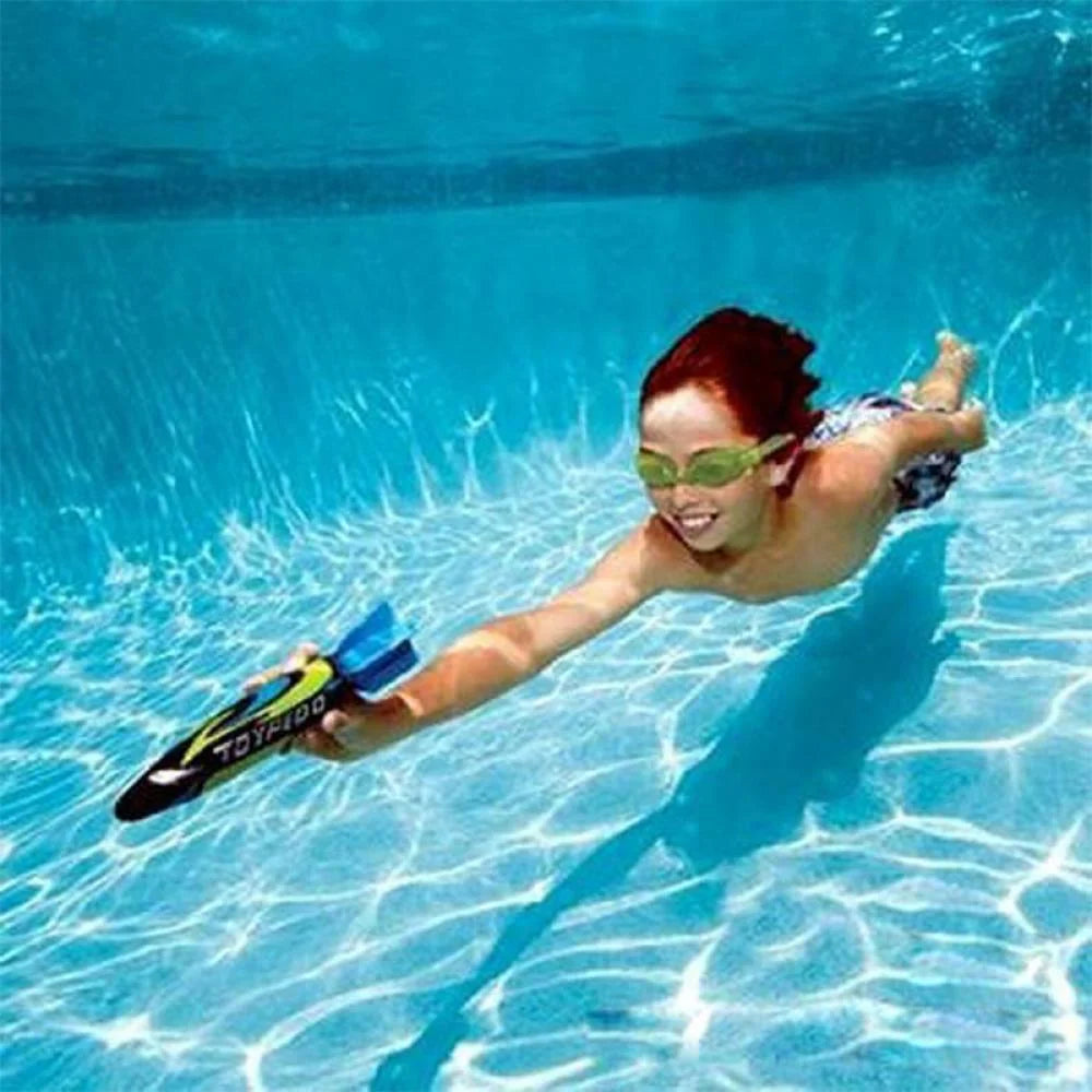4 Colorful Pool Diving Shark Toys U72284
