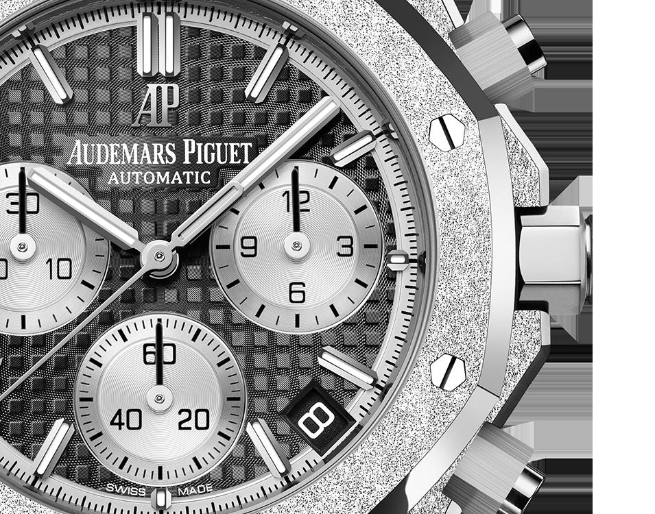Frosted Gold Chronograph Black Dial 41mm E224