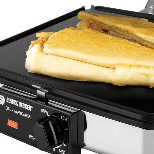 Compact Nonstick 3-in-1 Indoor Grill/Griddler & Waffle Maker with Chrome Housing O551133