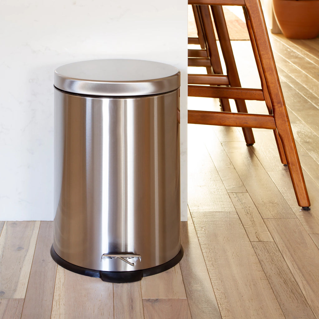 Round Stainless Steel Soft Close Step Trash Can 5.3 Gallons J76867