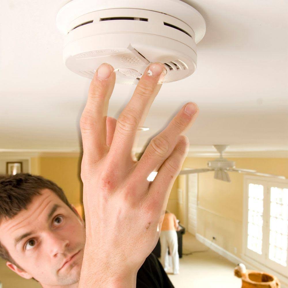 12-Pack Hardwired Smoke Detector with Ionization Sensor L63003