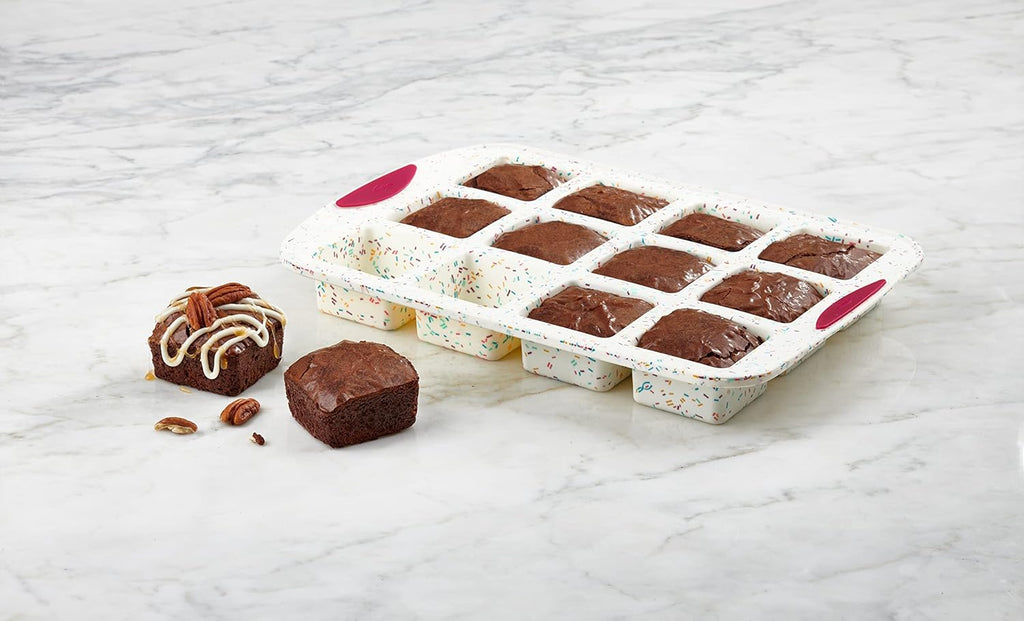 12 Cavity Brownie Pan D69845