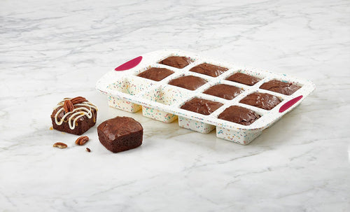12 Cavity Brownie Pan D69845