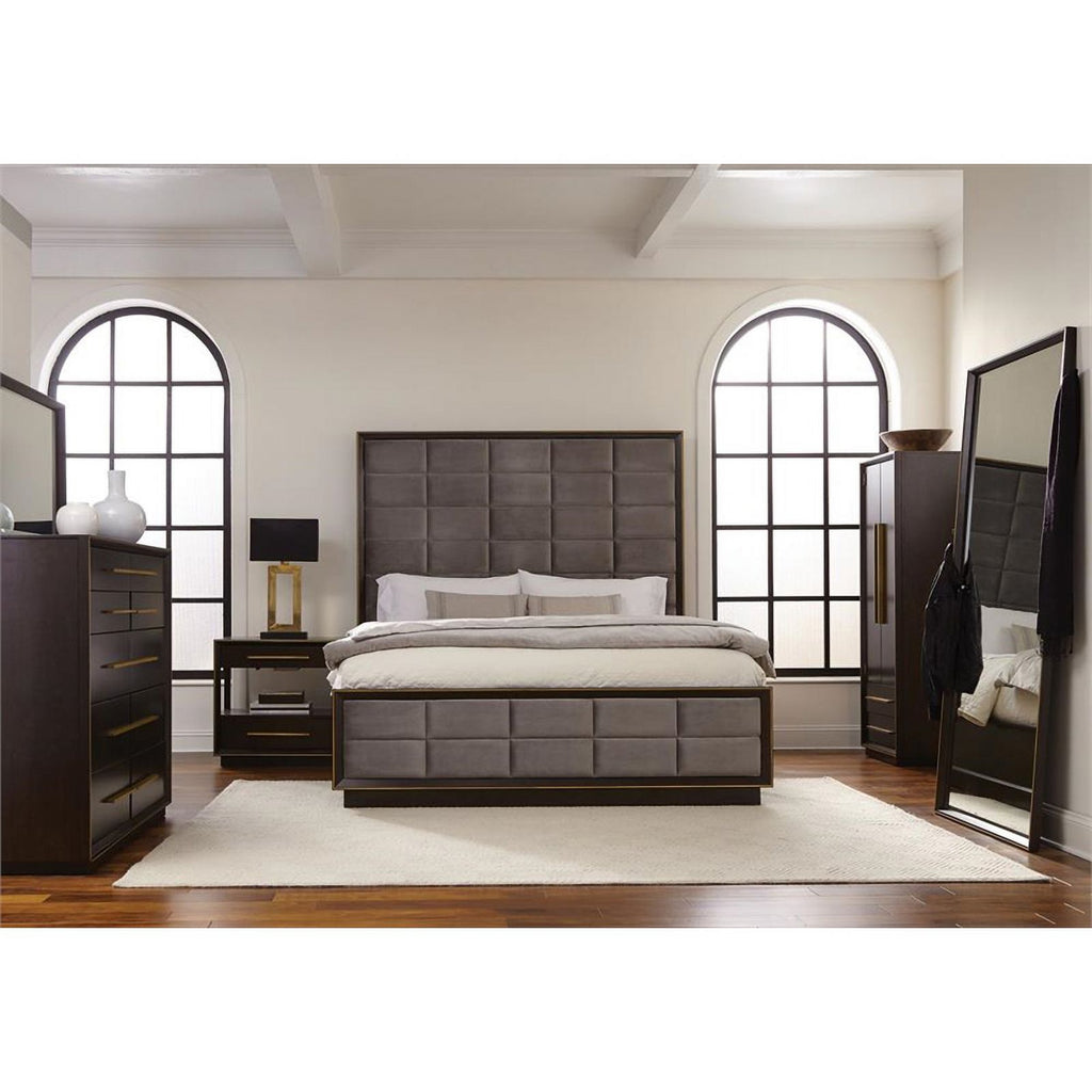 4-piece Wood California King Panel Bedroom Set in Brown and Gray H2676