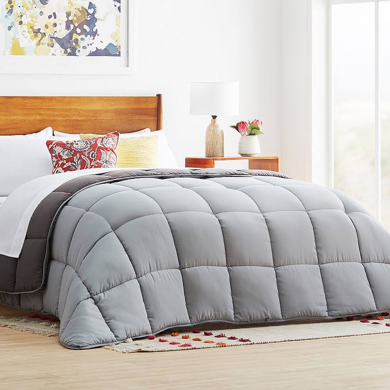 Black California King Microfiber Down Alternative Comforter P59001