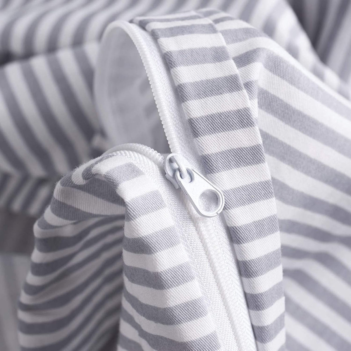 Gray White Striped 100% Cotton Duvet Cover Set, California King Size G315089