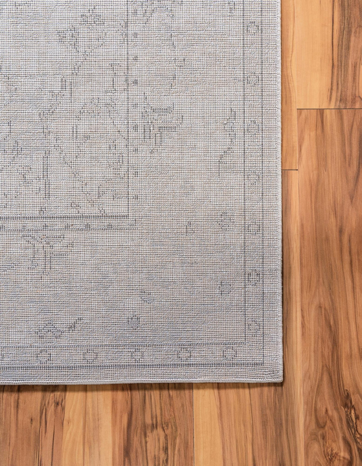 Ivory Low-Pile Rug P84964