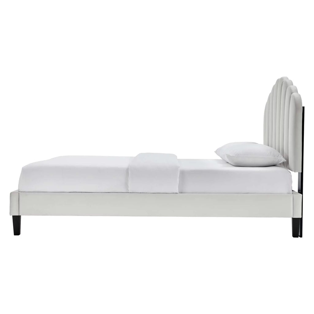 Queen Size Grey Velvet Platform Bed Frame G4940