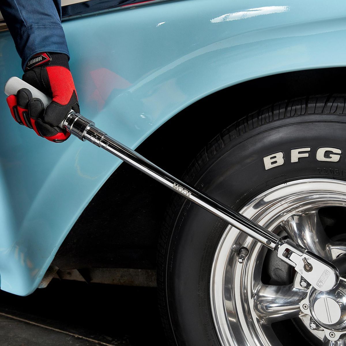 1/2 in. Drive Flex-Head Click Torque Wrench U733